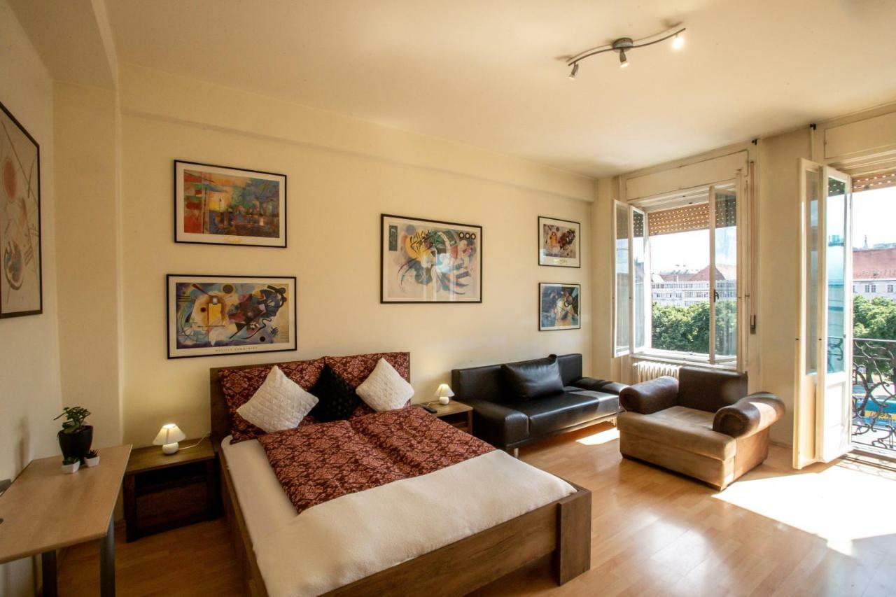 Top Location Budapest Exterior photo